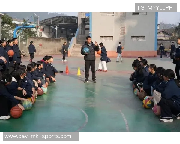 慈溪篮球热潮兴起青少年积极参与提升球技与团队精神